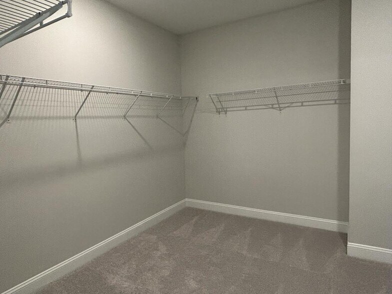 Building Photo - 192 Edge Of Auburn Blvd