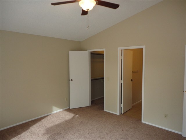 Building Photo - 3881 W Denver St