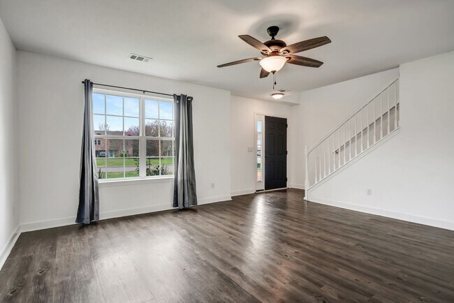 Building Photo - Timber Trail Drive Rental