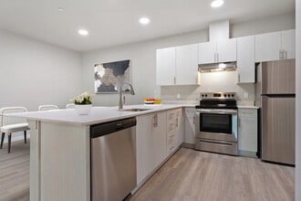 Building Photo - The Standard at Harmony Park