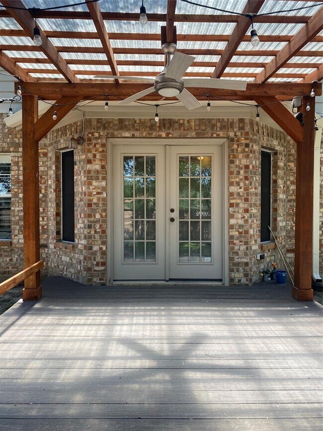 Building Photo - 3101 Bent Tree Cove