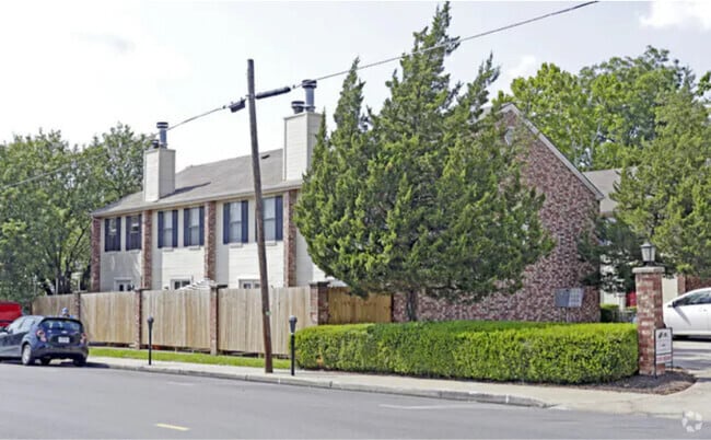 Building Photo - 294 W Mountain St