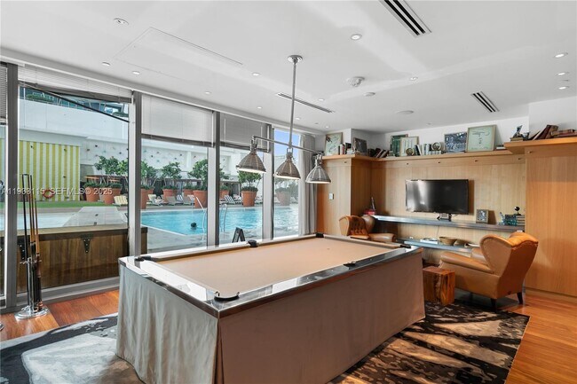 Building Photo - 1300 S Miami Ave