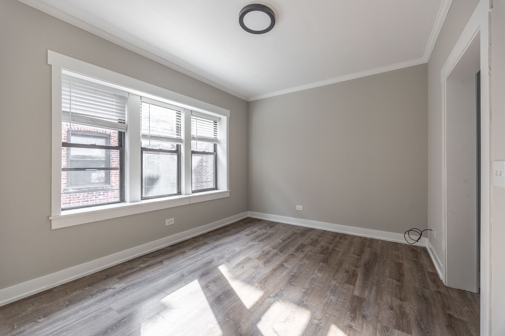 Building Photo - 6513 N Newgard Ave