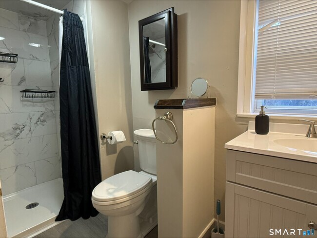 Building Photo - 51 N Orchard St