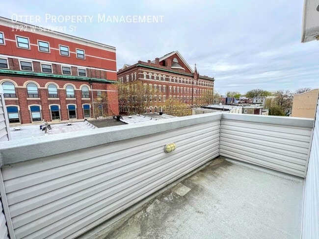 Building Photo - 1722 W Seybert St