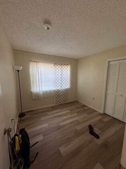 Building Photo - 6452 109th Ter N