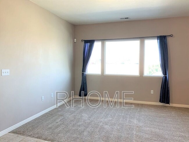 Building Photo - 114 Bella Monte Dr