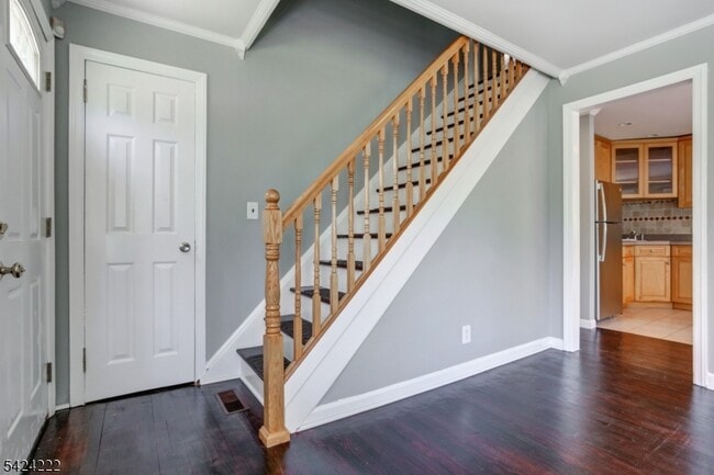 Building Photo - 85 Hollywood Ave