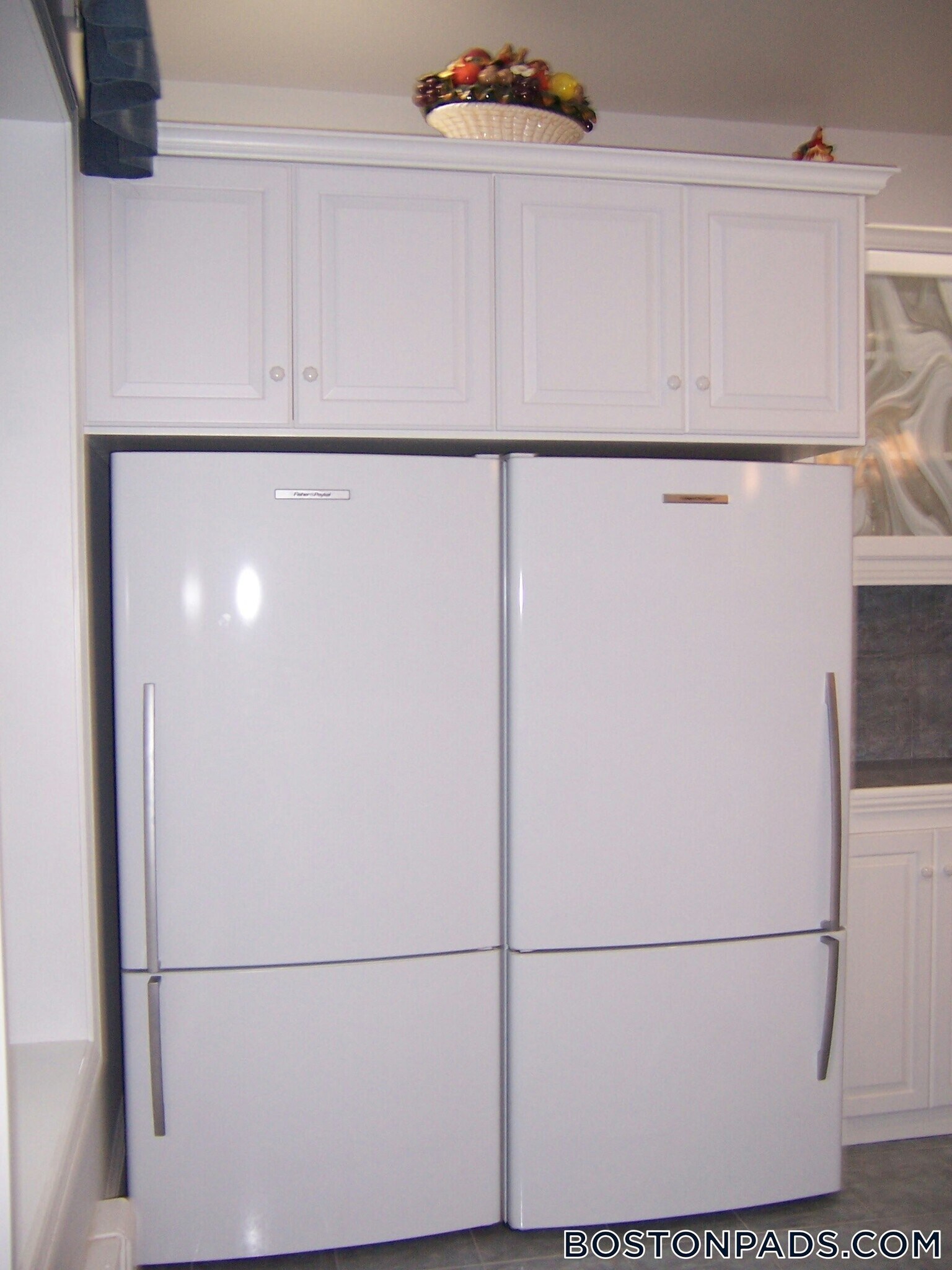 Building Photo - 188 Maverick St