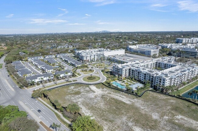 Building Photo - 8351 NW 7th Ct