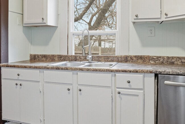 Building Photo - 1617 NW 7th St