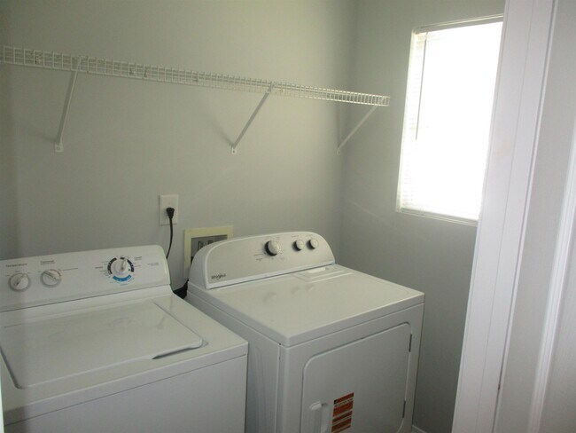 Building Photo - 157 Olde Towne Way