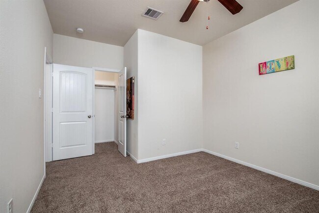 Building Photo - 14014 Sand Ridge Crossing