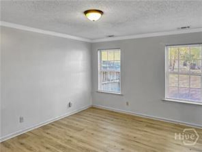 Building Photo - 3 Redding Ct