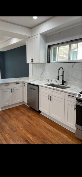 Building Photo - 3316 W Flournoy St