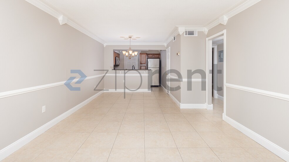 Building Photo - 1123 Elmwood St