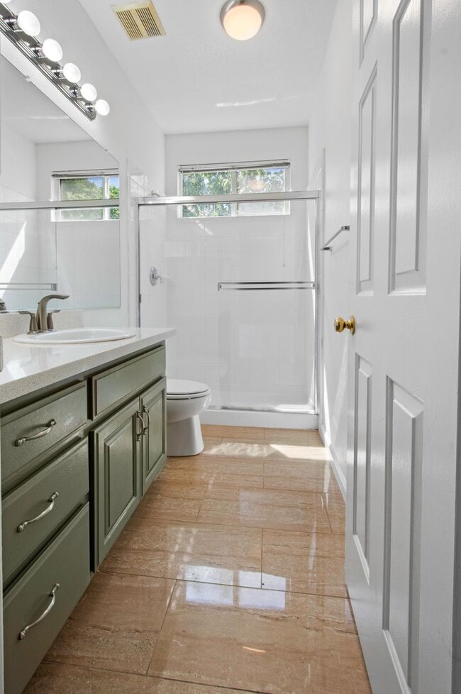 Building Photo - 991 Zephyr Ct