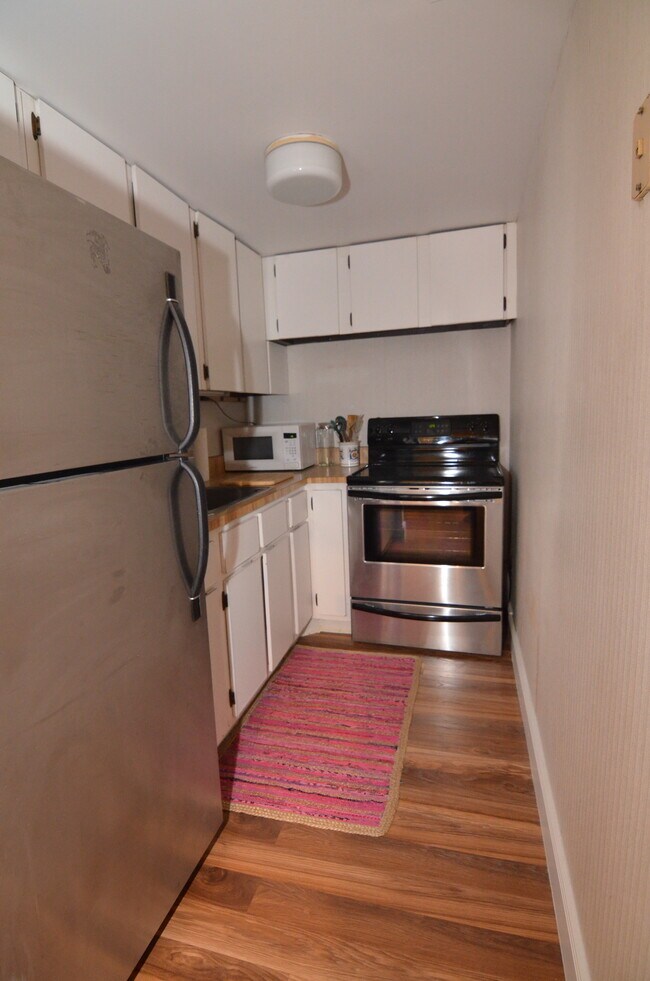 Building Photo - 130 Water St