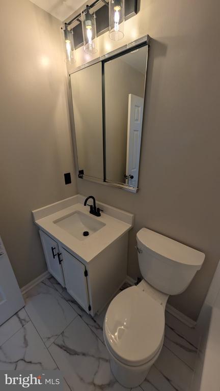 Building Photo - 16303 Taconic Cir