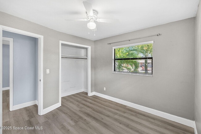 Building Photo - 1375 Crevalle Ave