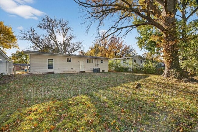 Building Photo - 813 Lynn Haven Ln