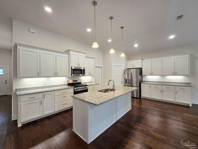 Building Photo - 4570 Omaha Dr
