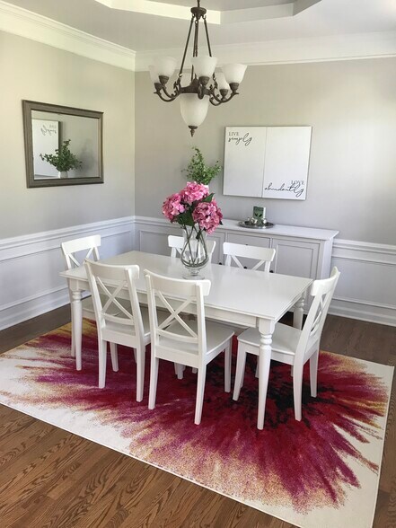 Building Photo - 10301 Rougemont Ln