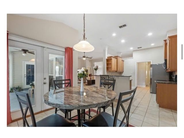 Building Photo - 3061 Bidhurst Ct