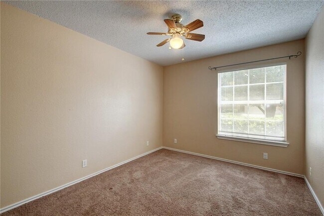 Building Photo - 16510 Denise Dr