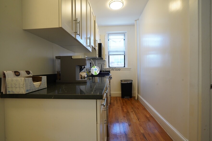 Building Photo - 1315 Commonwealth