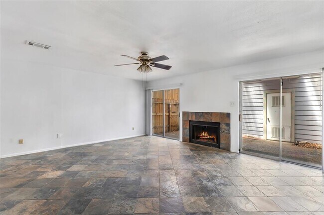 Building Photo - 5869 Sampley Way