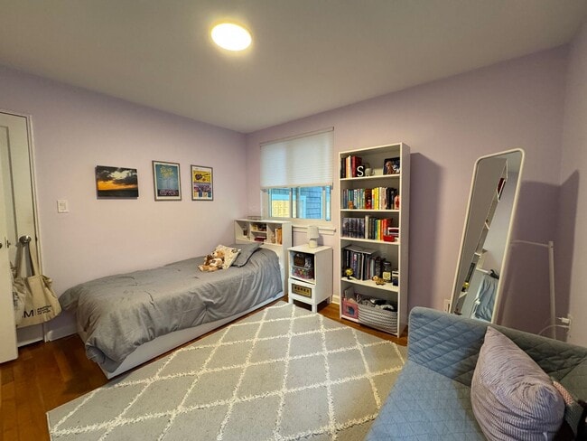 Building Photo - Fantastic 5 Bed 3 Bath Single Family Home ...