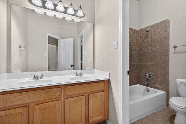 Building Photo - 4353 Mountain Crest Dr