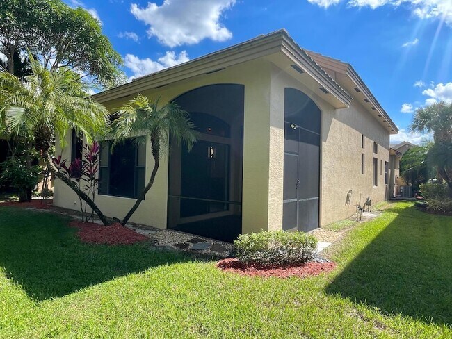 Building Photo - 10341 Medicis Pl