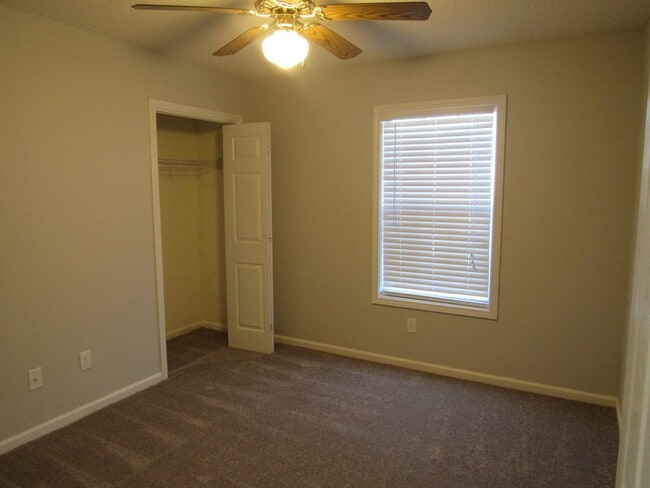 Building Photo - Quail Hollow Subdivision!