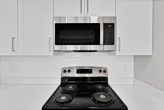 Building Photo - The Bookcliff: Chic 1-Bedroom Retreat: Sop...