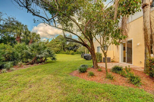 Building Photo - 7237 Briella Dr