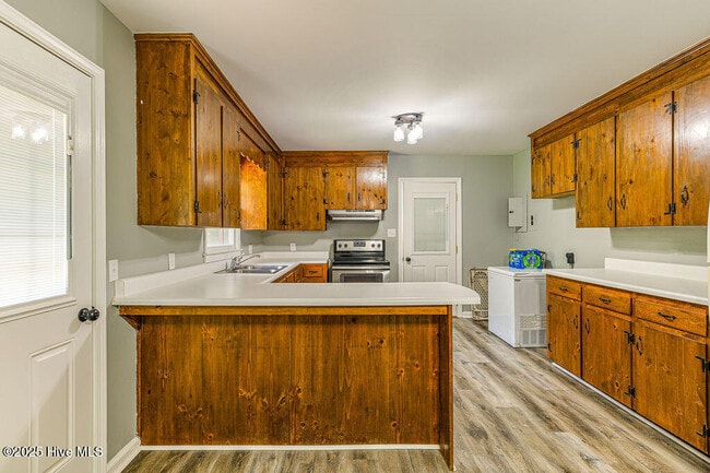 Building Photo - 507 Wilder Ave