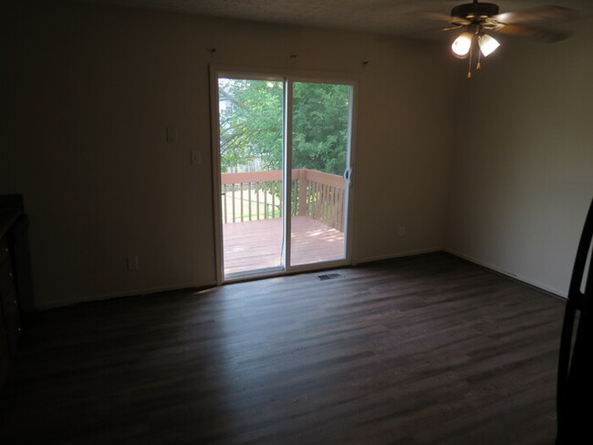Building Photo - new rental in Reynoldsburg Schools