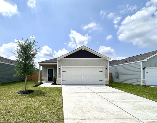 Primary Photo - 8112 Burnt Orchid Dr