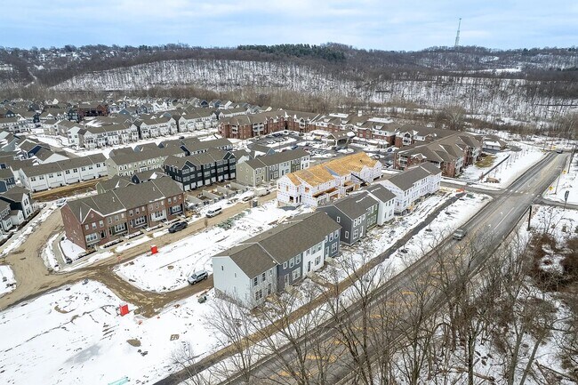 Building Photo - 3029 Howell Aly