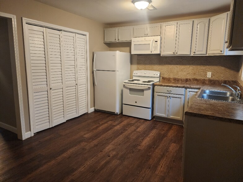 Building Photo - 1411 Tangora Ln