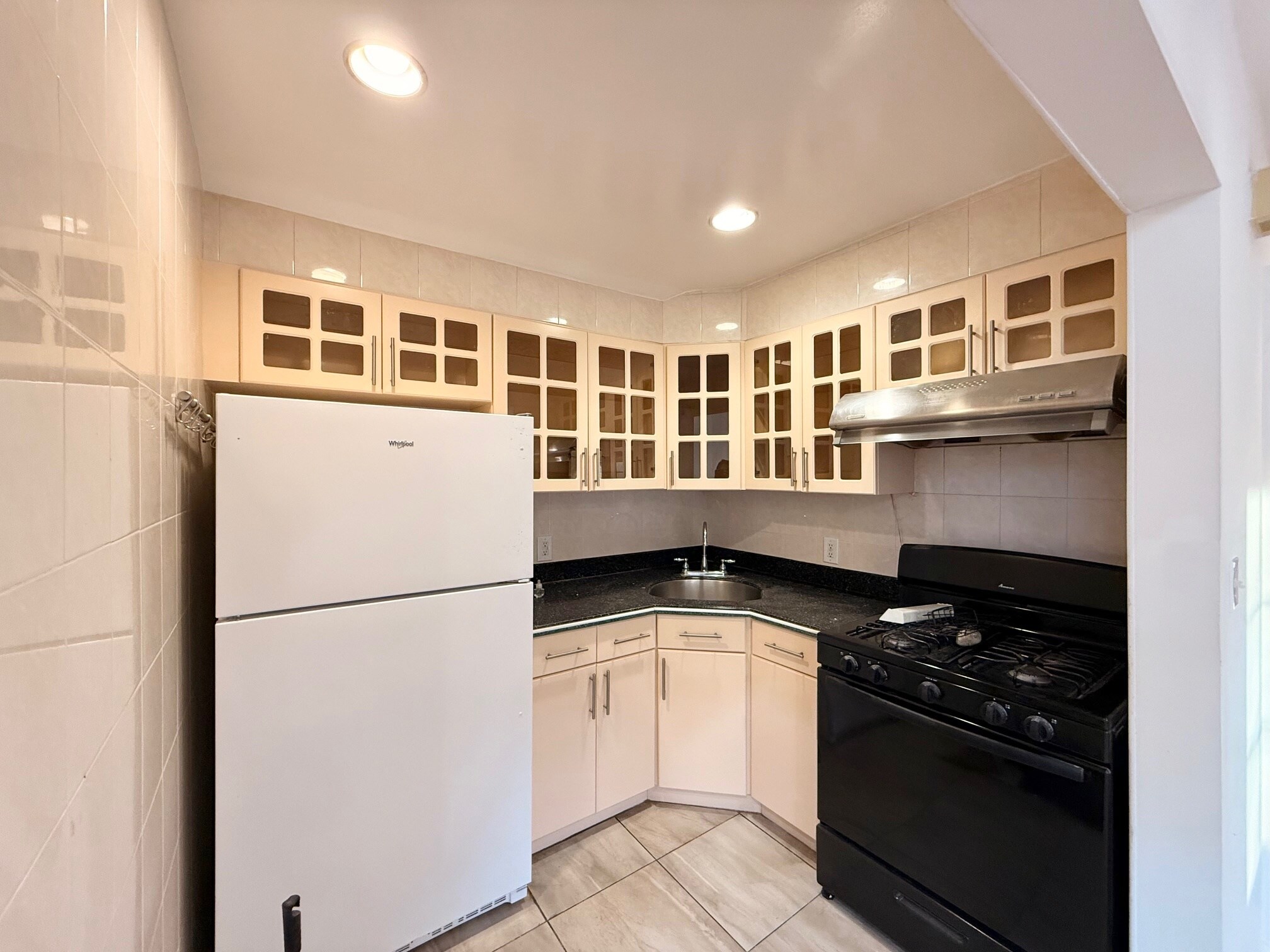 Building Photo - 8814 70th Rd