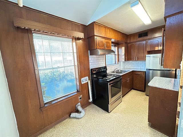 Building Photo - 409 Royal St