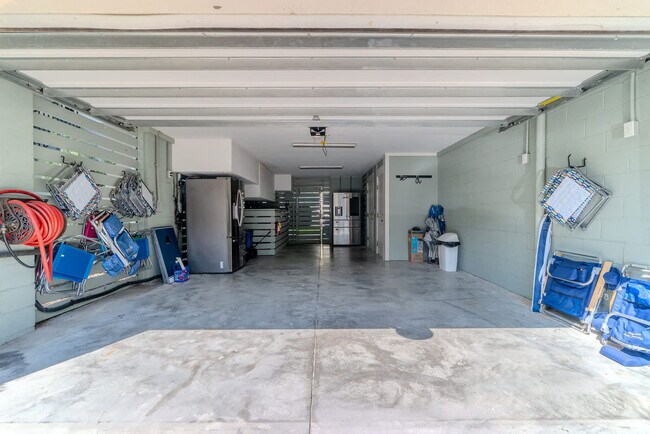 Building Photo - 52 Sandcastle Ct