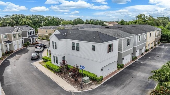 Building Photo - 845 Aurora Way