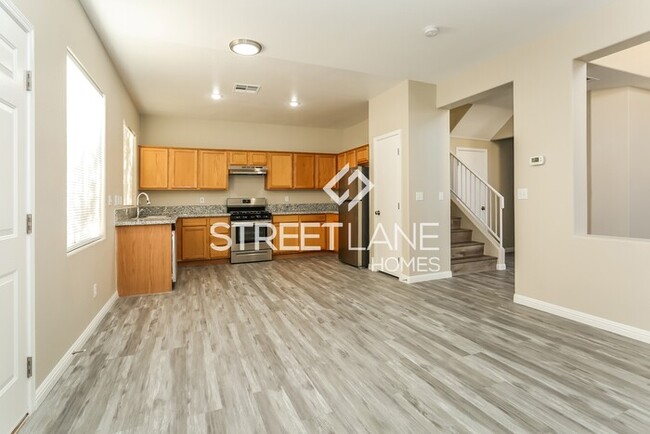 Building Photo - 3 Bedroom in NW Las Vegas!