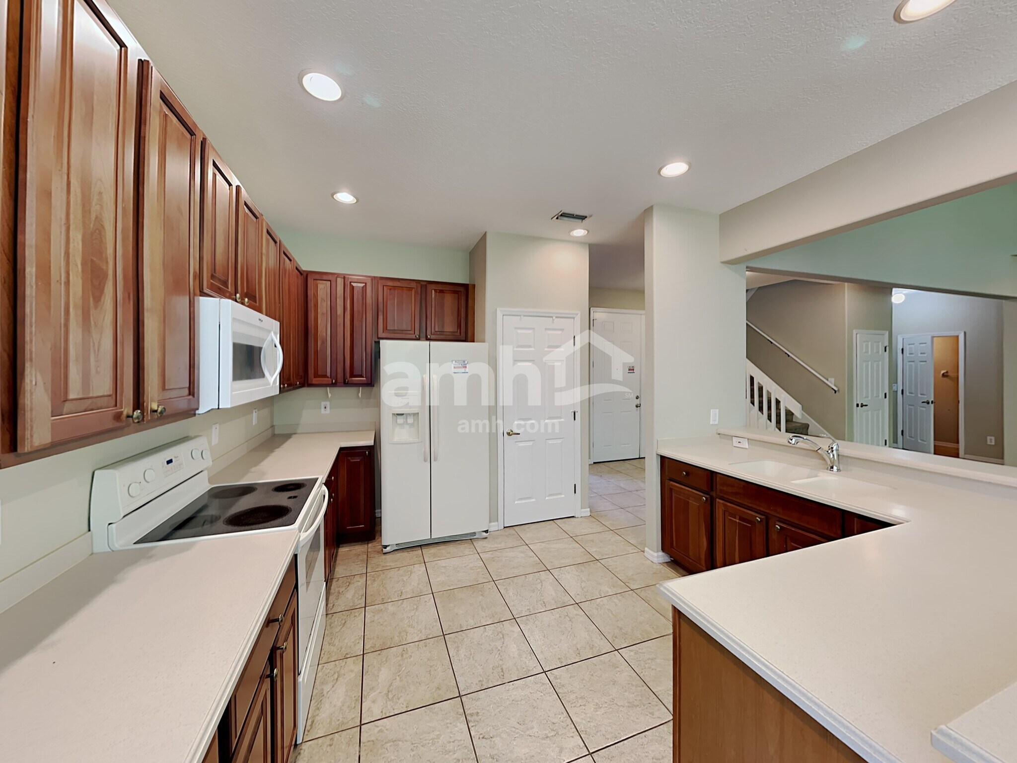 Building Photo - 306 36th St NE