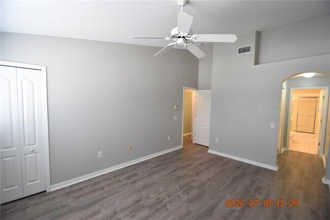 Building Photo - 13121 Kings Crossing Dr